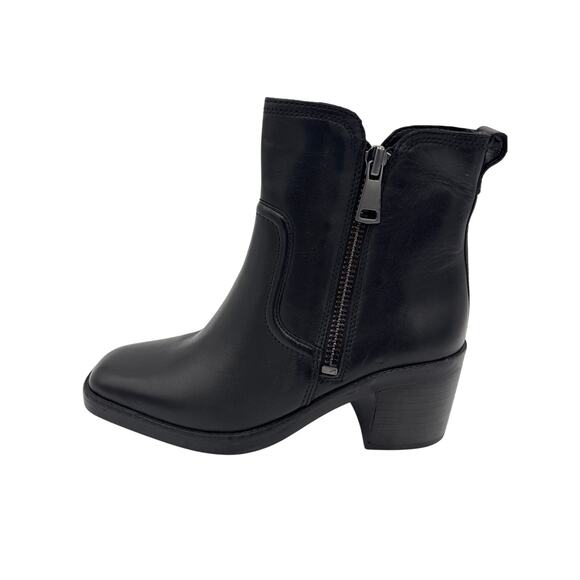 Naturalizer Emmy ankle boot black leather, size 7M - Picture 2 of 9